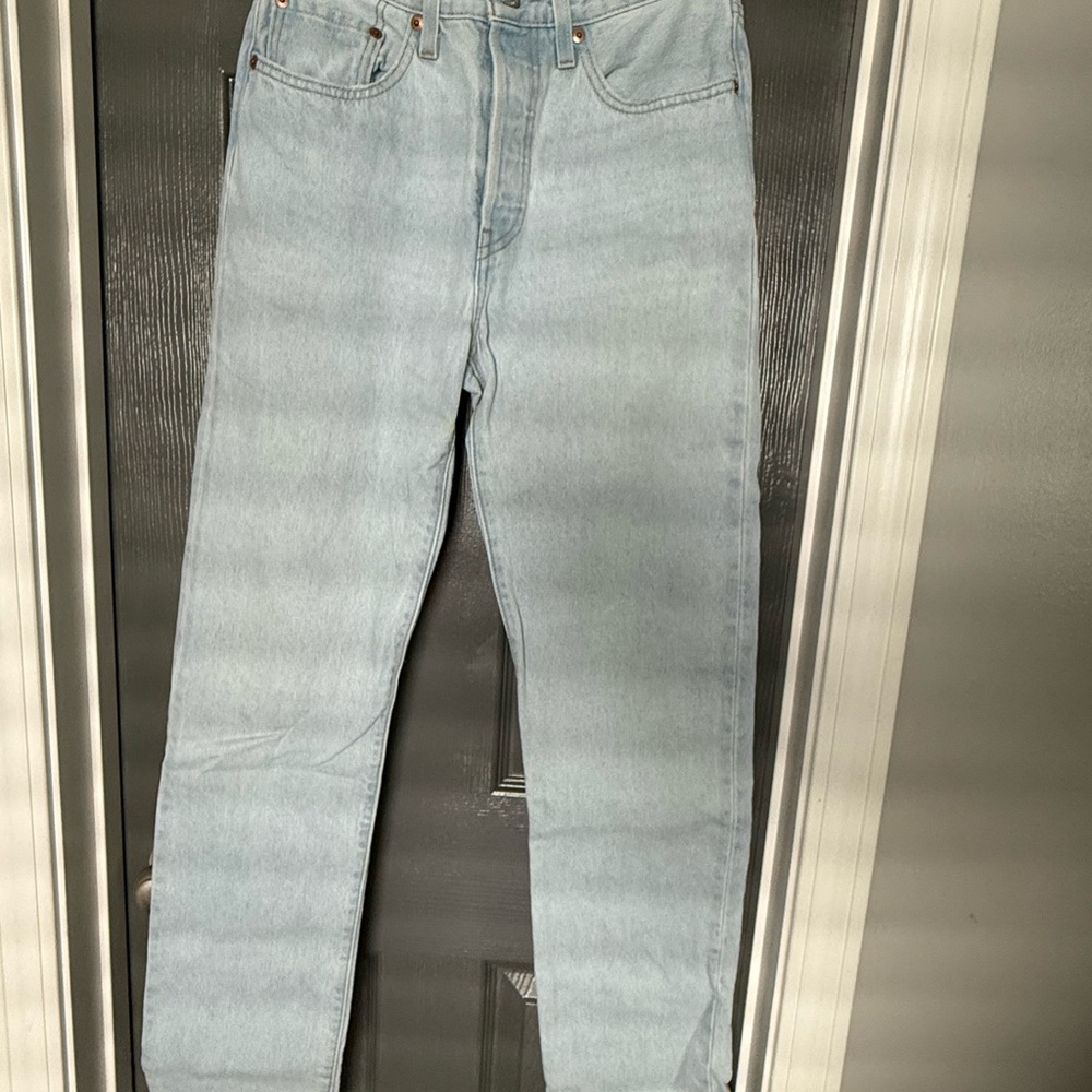 Levi's women 501 straight leg